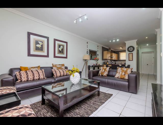 2 BEDROOM APARTMENT TO LET IN MORNINGSIDE